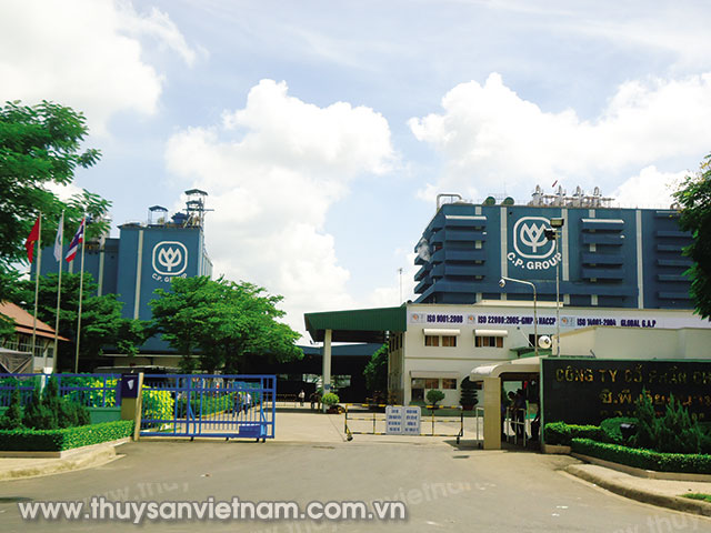 Nhà máy Sản xuất Thức ăn thủy sản tại KCN Bàu Xéo, xã Sông Trầu, huyện Trảng Bom, Đồng Nai (Một trong 3 nhà máy chuyên sản xuất thức ăn thủy sản của C.P. Việt Nam)